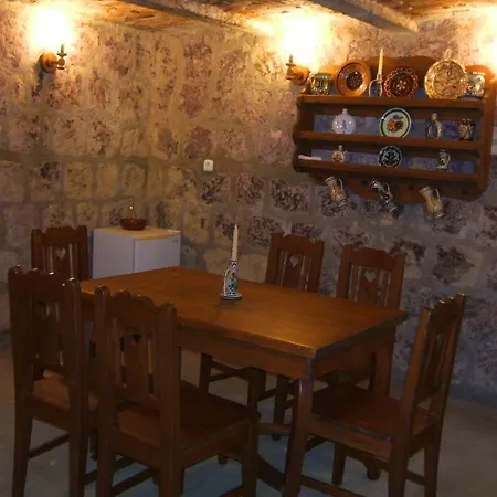 Peregrinus Vendeghaz Guest house