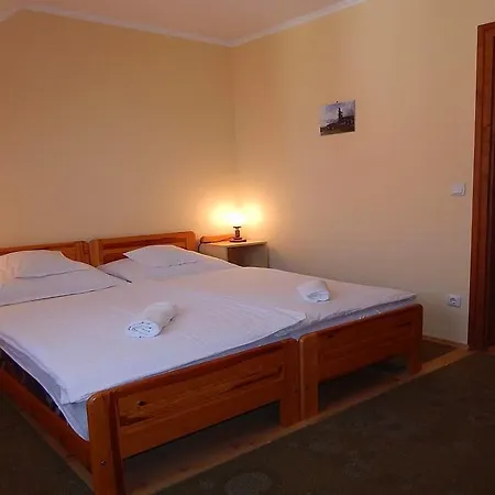 Peregrinus Vendeghaz Guest house Eger